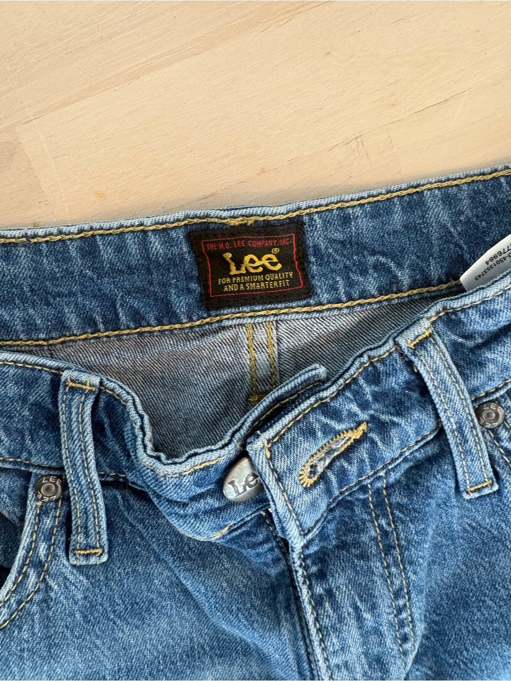 Lee Mens Relaxed Fit Blue Denim Jeans with Classic Stitching